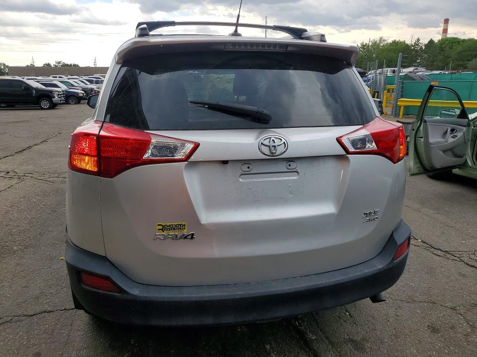 Продажа на аукционе авто 2015 Toyota Rav4, vin: JTMRFREV7FD127019, номер лота: 56469266