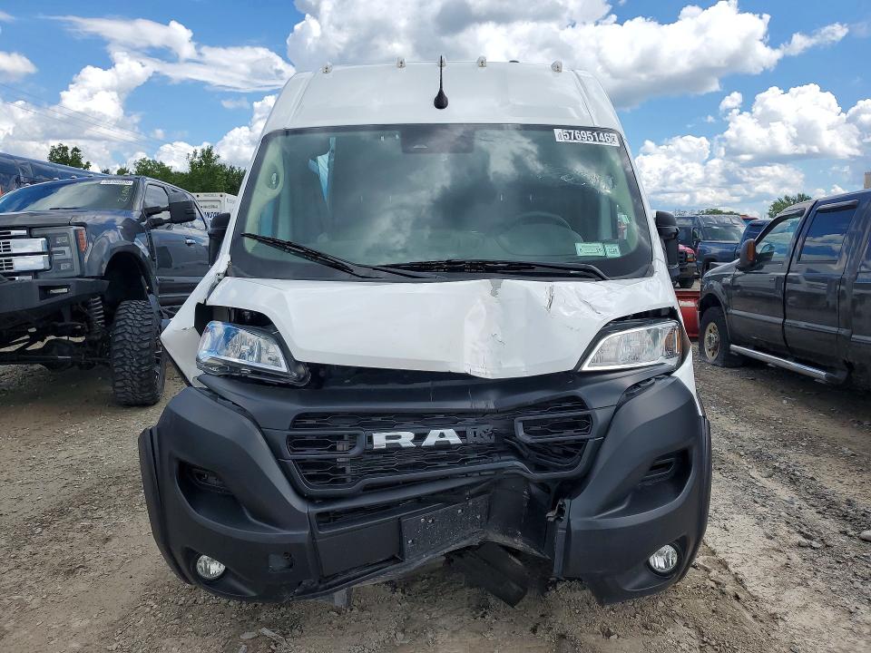57695146 :رقم المزاد ، 3C6MRVJG0SE504811 vin ، 2025 Ram Promaster 3500 مزاد بيع