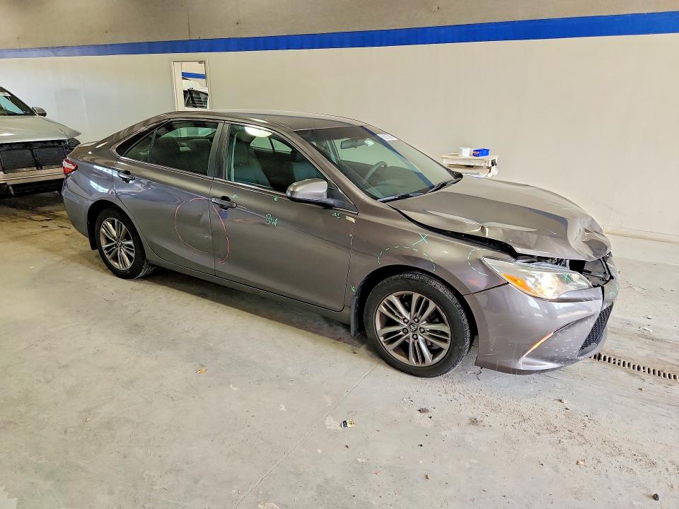 2017 Toyota Camry მანქანა იყიდება აუქციონზე, vin: 4T1BF1FK8HU704470, აუქციონის ნომერი: 58215286
