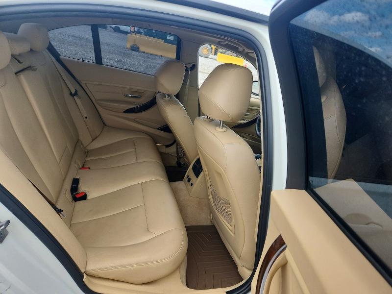 55835366 :رقم المزاد ، WBA3B5G50ENS09980 vin ، 2014 Bmw 328 مزاد بيع