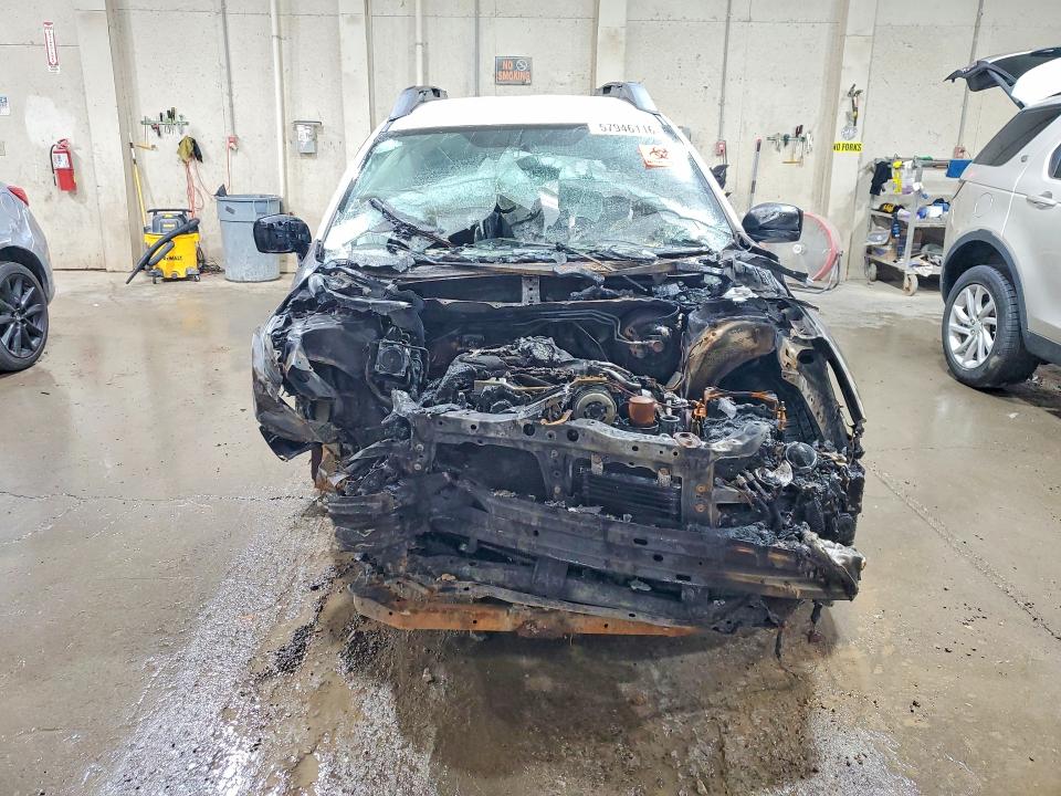 2015 Subaru Outback მანქანა იყიდება აუქციონზე, vin: 4S4BSBAC7F3213067, აუქციონის ნომერი: 57946116