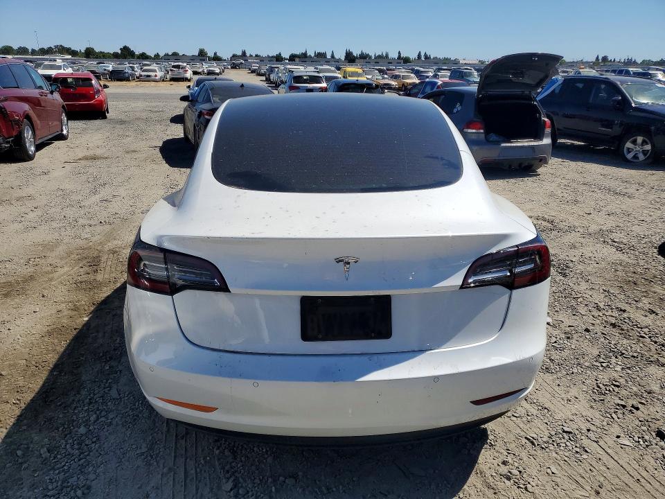 57513686 :رقم المزاد ، 5YJ3E1EA8MF941452 vin ، 2021 Tesla Model 3 مزاد بيع