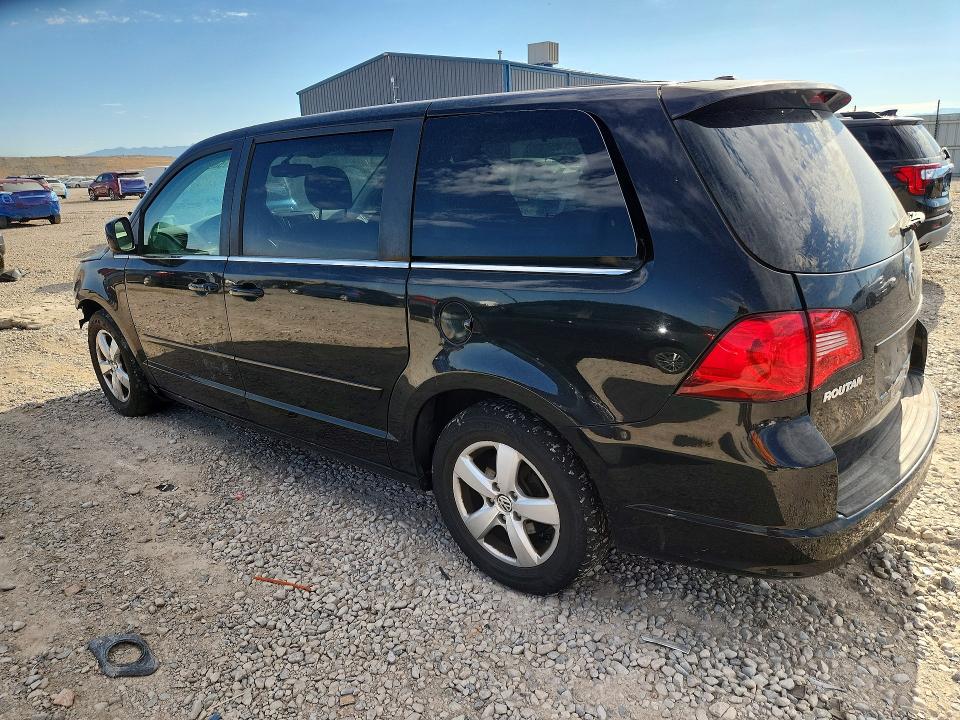 58634996 :رقم المزاد ، 2V4RW5DX2AR184395 vin ، 2010 Volkswagen Routan مزاد بيع