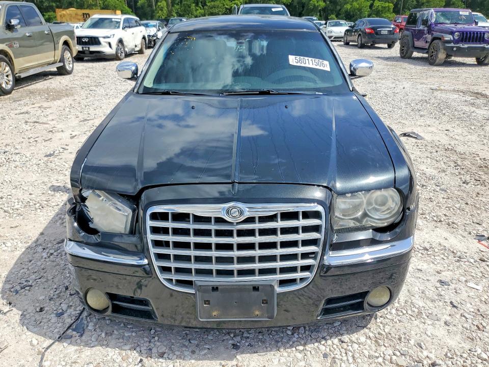 Продажа на аукционе авто 2006 Chrysler 300c, vin: 2C3KA63H36H532152, номер лота: 58011506