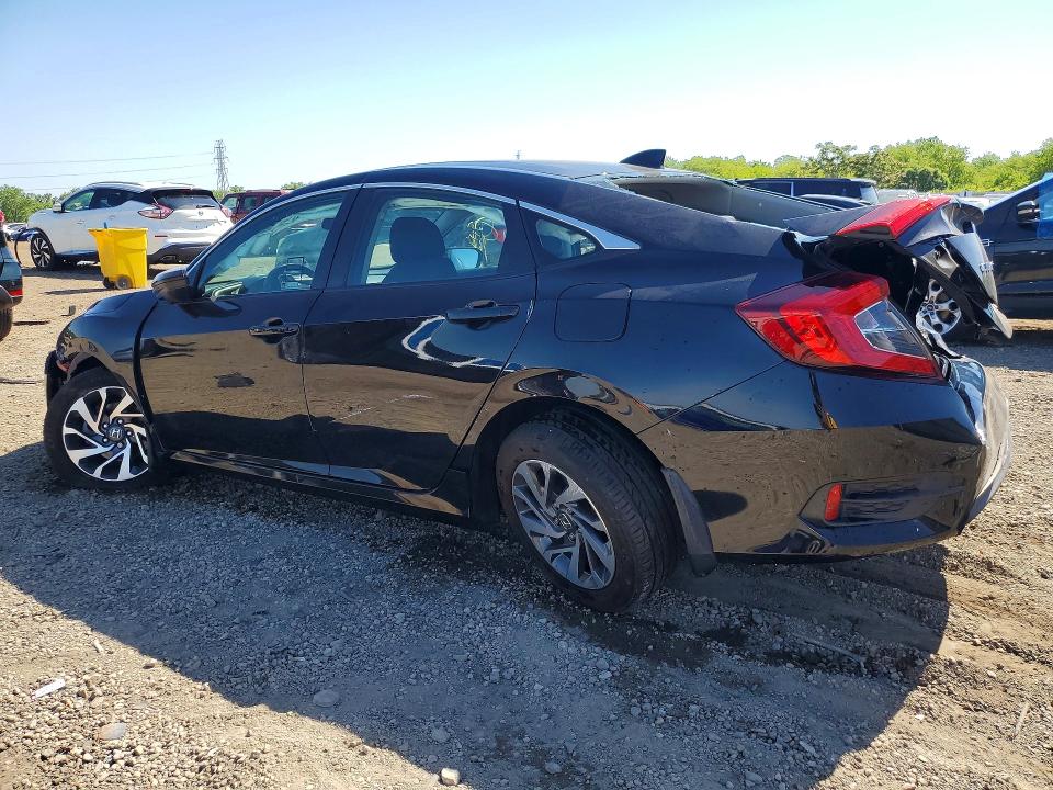 55637166 :رقم المزاد ، 2HGFC2F71JH601322 vin ، 2018 Honda Civic مزاد بيع