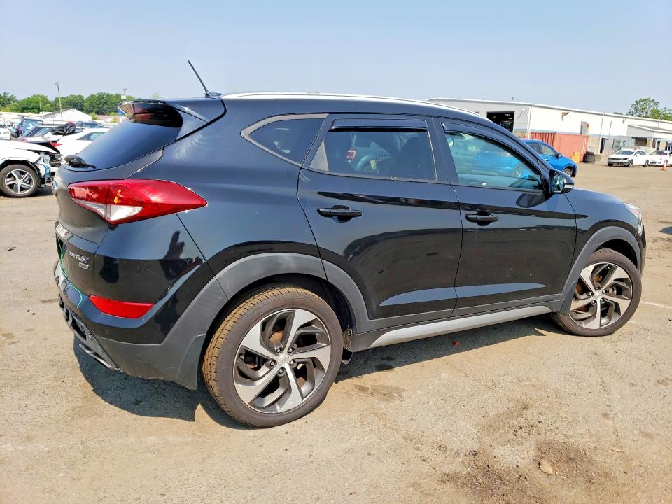 58237436 :رقم المزاد ، KM8J3CA20HU302045 vin ، 2017 Hyundai Tucson مزاد بيع