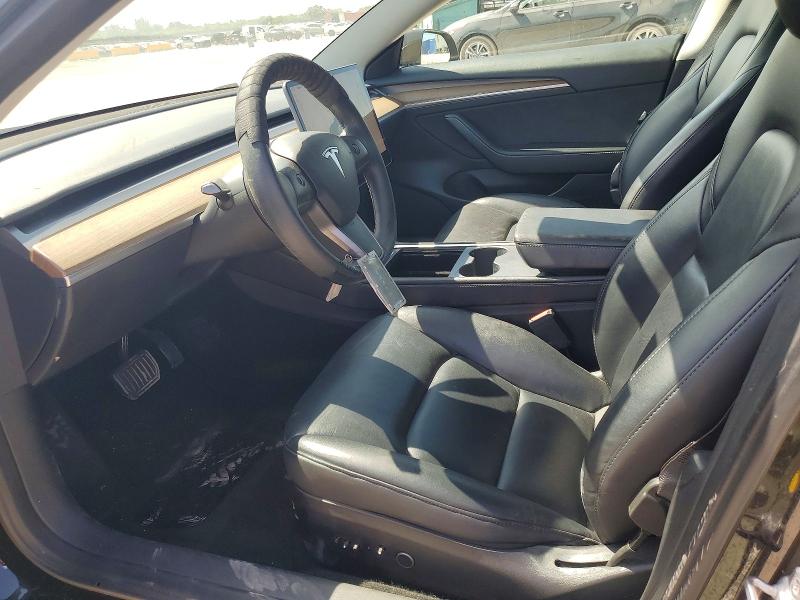 57700406 :رقم المزاد ، 5YJ3E1EA6NF372439 vin ، 2022 Tesla Model 3 مزاد بيع