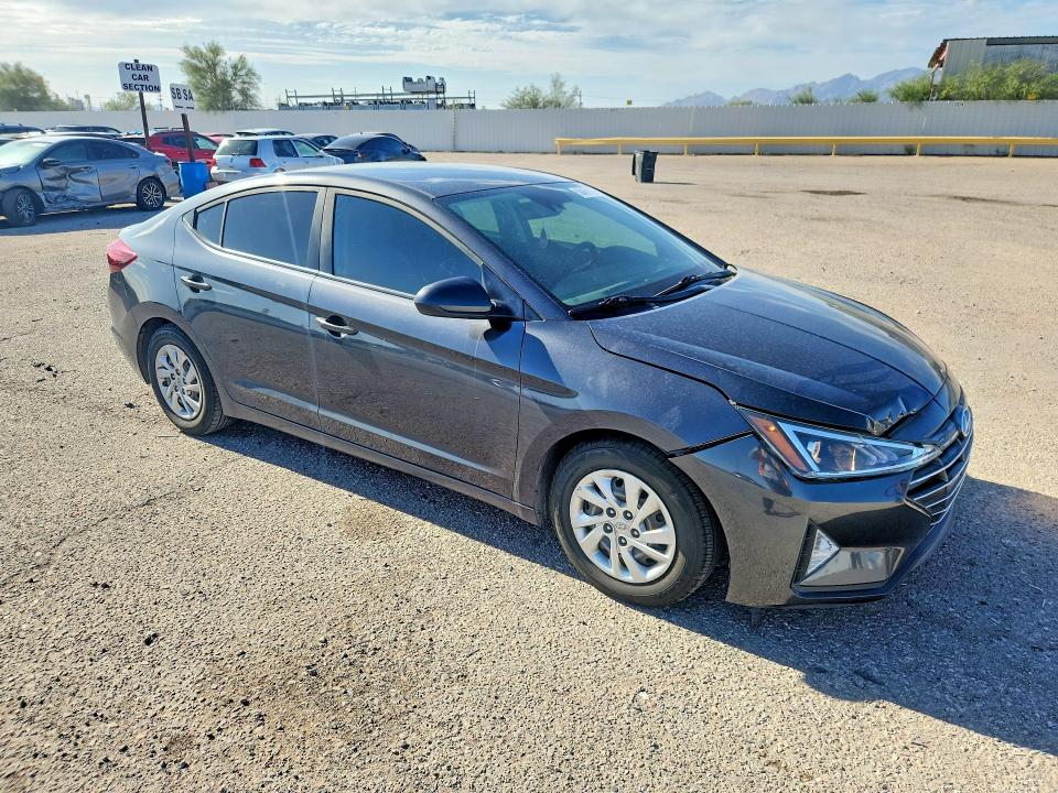 58461156 :رقم المزاد ، 5NPD74LF3LH608350 vin ، 2020 Hyundai Elantra مزاد بيع