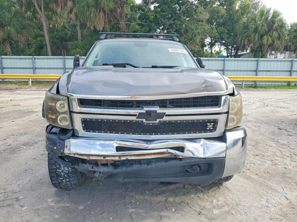 55907726 :رقم المزاد ، 1GCHC23K78F108773 vin ، 2008 Chevrolet Silverado مزاد بيع