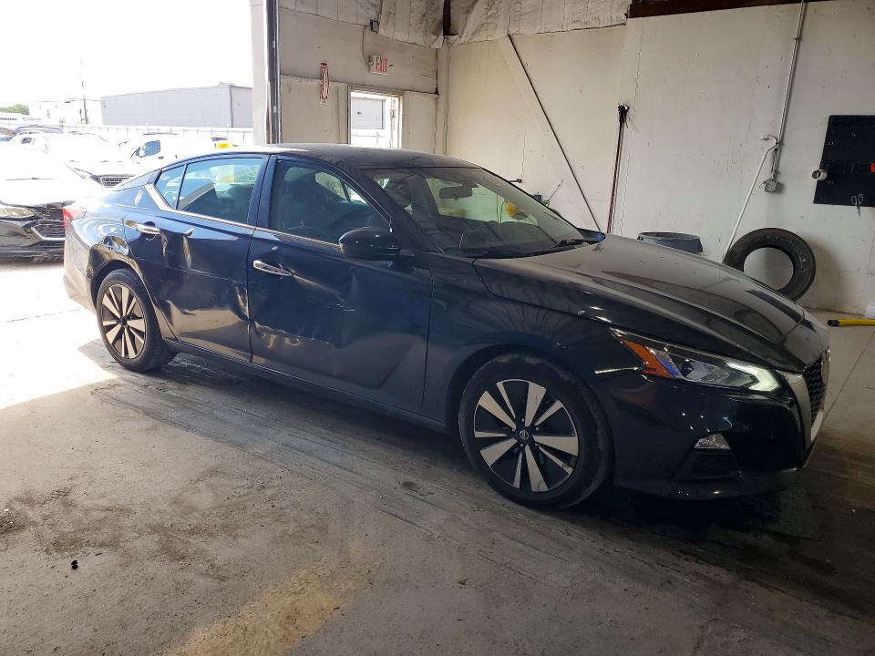 56268536 :رقم المزاد ، 1N4BL4DV4MN314097 vin ، 2021 Nissan Alitma مزاد بيع