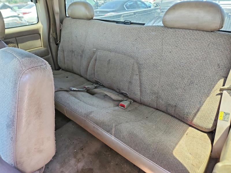 Продаж на аукціоні авто 2002 Chevrolet Silverado, vin: 2GCEC19TX21142945, номер лоту: 56692466