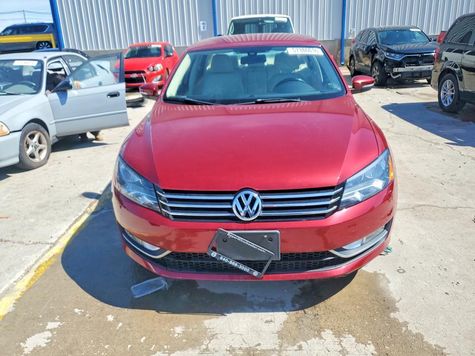 57386016 :رقم المزاد ، 1VWAS7A36FC108451 vin ، 2015 Volkswagen Passat مزاد بيع