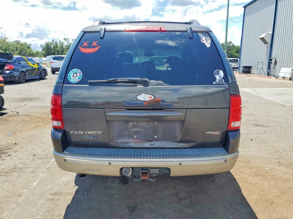 2005 Ford Explorer მანქანა იყიდება აუქციონზე, vin: 1FMDU74W95UA28114, აუქციონის ნომერი: 56444126