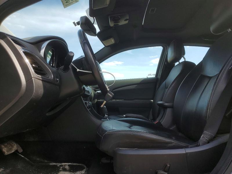 2013 Chrysler 200 მანქანა იყიდება აუქციონზე, vin: 1C3CCBCG6DN691010, აუქციონის ნომერი: 55561786