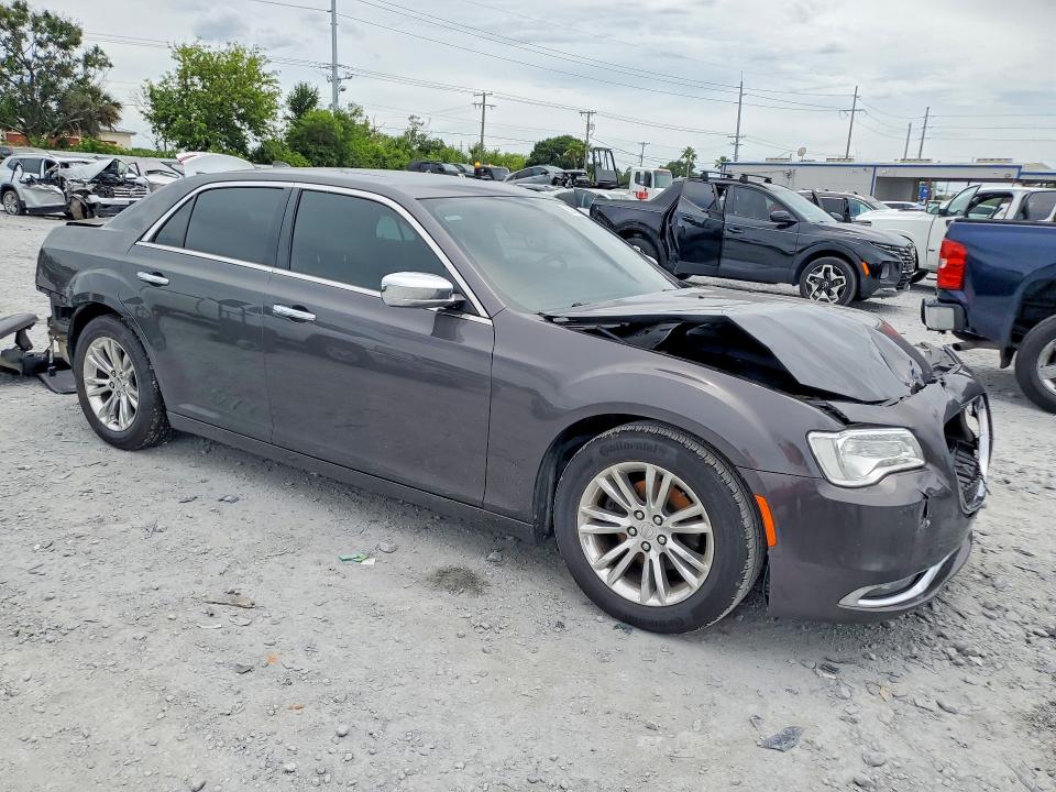 Продажа на аукционе авто 2015 Chrysler 300c, vin: 2C3CCAEG0FH920672, номер лота: 55949366