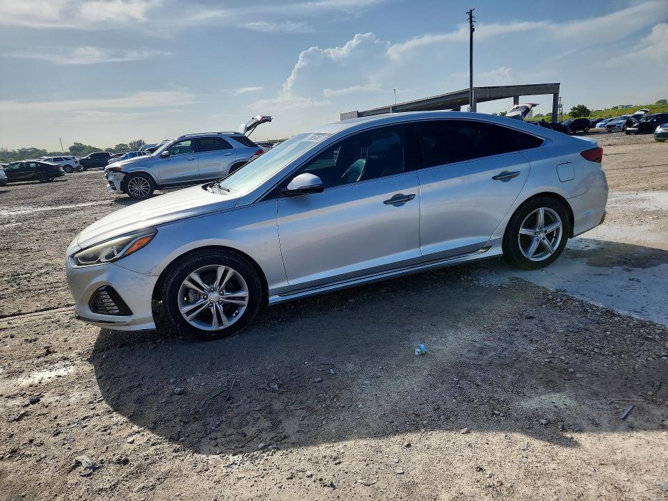 2018 Hyundai Sonata მანქანა იყიდება აუქციონზე, vin: 5NPE34AF4JH630793, აუქციონის ნომერი: 58745746