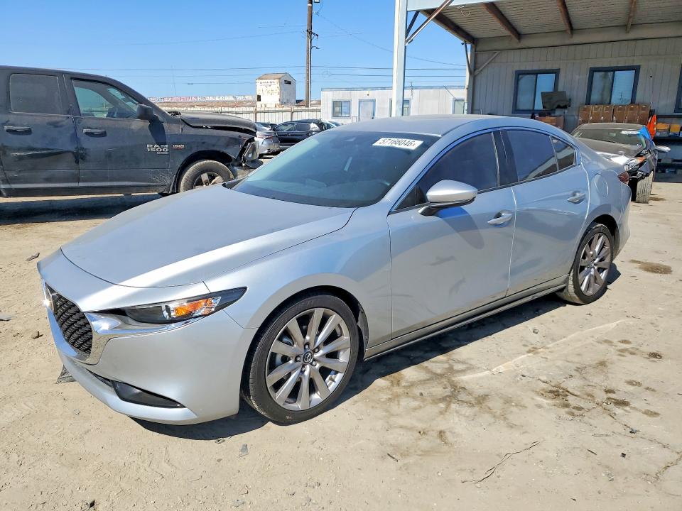 Продажа на аукционе авто 2019 Mazda 3, vin: 3MZBPADL3KM108186, номер лота: 57166046