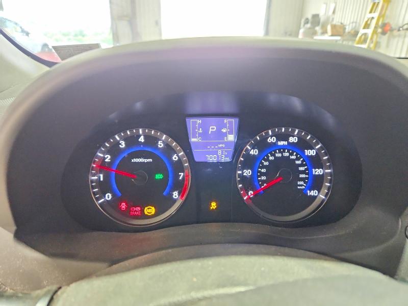 2017 Hyundai Accent მანქანა იყიდება აუქციონზე, vin: KMHCT4AE1HU333586, აუქციონის ნომერი: 59168146