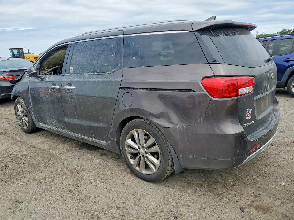 56655826 :رقم المزاد ، KNDME5C13H6272006 vin ، 2017 Kia Sedona مزاد بيع