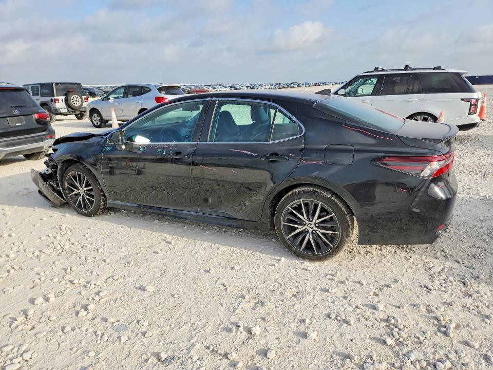 Продажа на аукционе авто 2024 Toyota Camry, vin: 4T1G11AK2RU864728, номер лота: 59084146