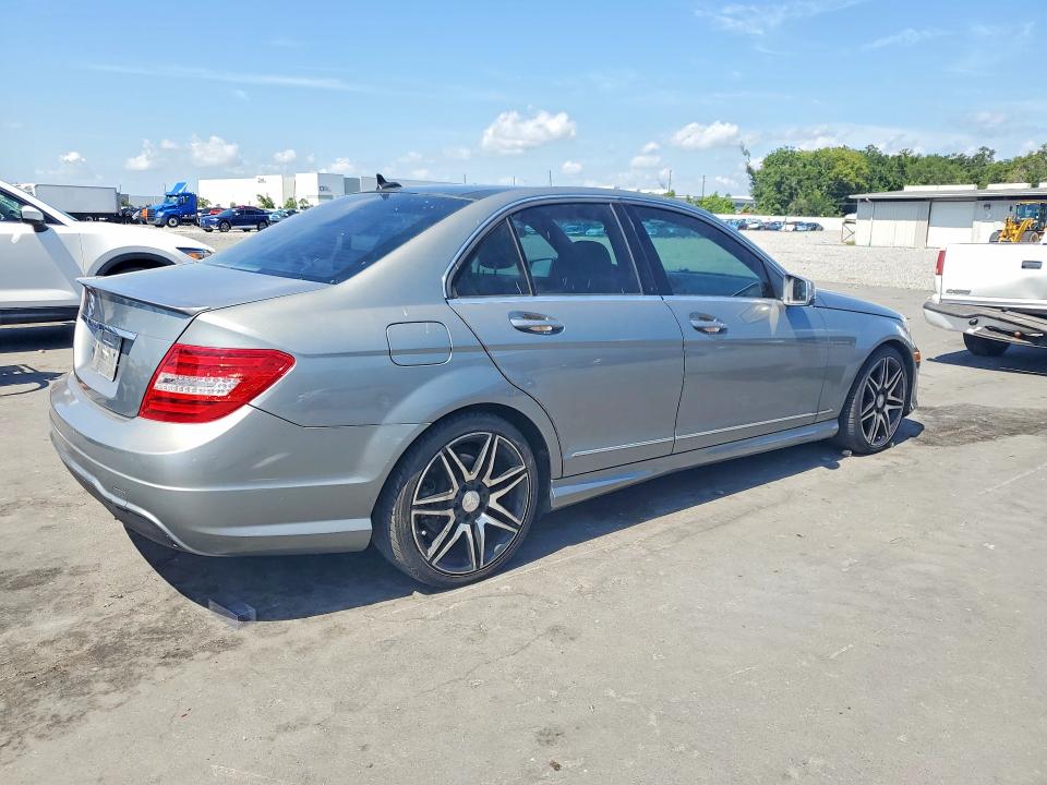 Aukcja sprzedaży 2013 Mercedes-benz C, vin: WDDGF4HB6DR296384, numer aukcji: 57606916