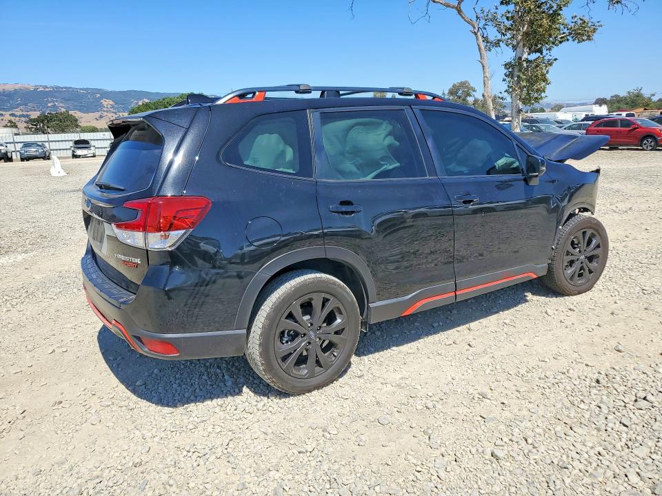56184446 :رقم المزاد ، JF2SKALC9MH424090 vin ، 2021 Subaru Forester مزاد بيع