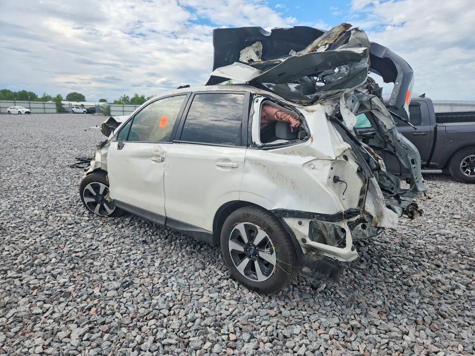 2017 Subaru Forester მანქანა იყიდება აუქციონზე, vin: JF2SJAEC8HH404855, აუქციონის ნომერი: 58063156
