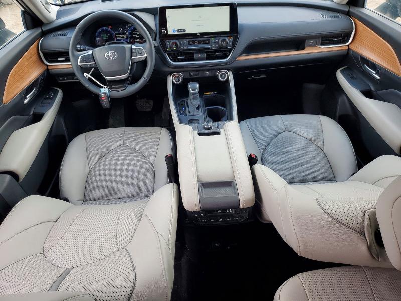 55083356 :رقم المزاد ، 5TDAAAB52SS104067 vin ، 2025 Toyota Grand Highlander مزاد بيع