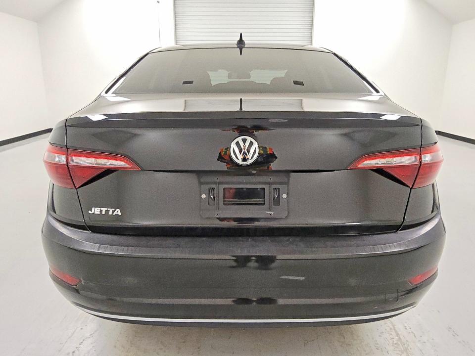56256936 :رقم المزاد ، 3VWC57BU8MM090814 vin ، 2021 Volkswagen Jetta مزاد بيع
