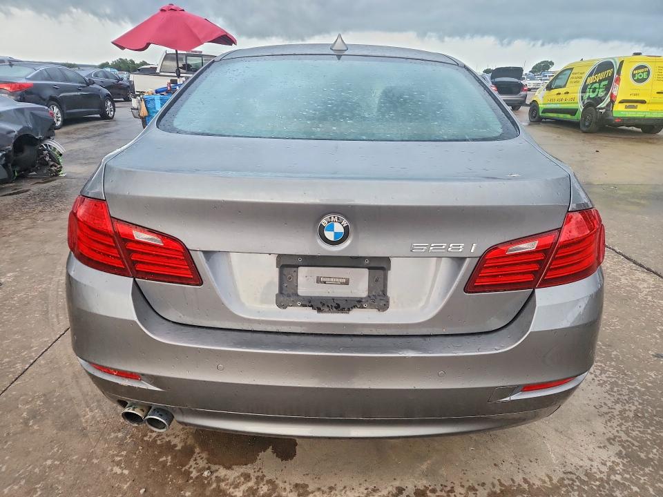 58278406 :رقم المزاد ، WBA5A5C5XED502843 vin ، 2014 Bmw 528 مزاد بيع
