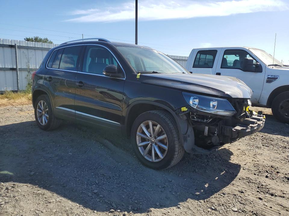 Aukcja sprzedaży 2017 Volkswagen Tiguan, vin: WVGRV7AX9HK019574, numer aukcji: 56296016