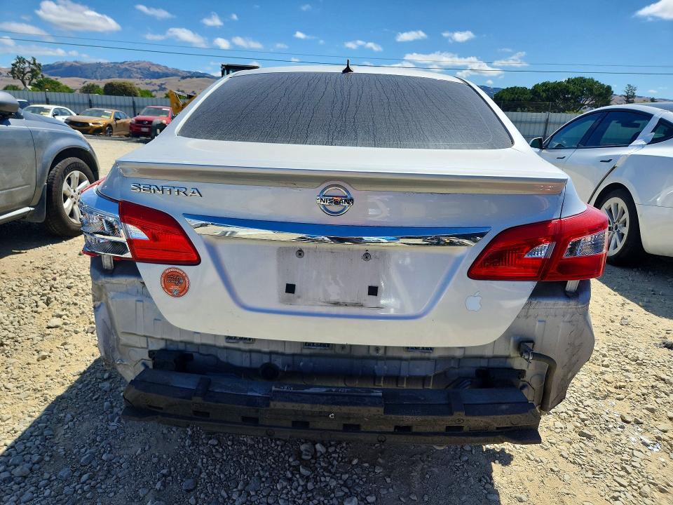 56700766 :رقم المزاد ، 3N1AB7AP9HY362500 vin ، 2017 Nissan Sentra مزاد بيع