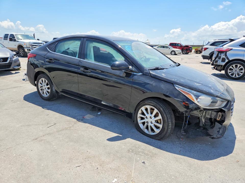 2021 Hyundai Accent მანქანა იყიდება აუქციონზე, vin: 3KPC24A65ME135165, აუქციონის ნომერი: 56890616