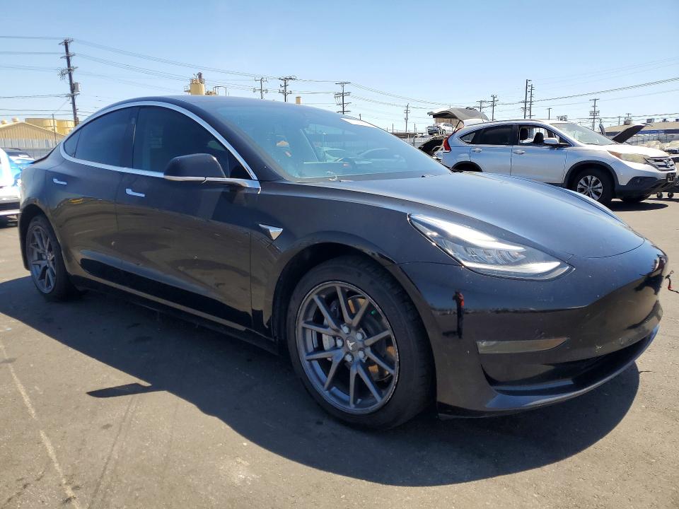 2018 Tesla Model 3 მანქანა იყიდება აუქციონზე, vin: 5YJ3E1EB7JF150284, აუქციონის ნომერი: 57064056