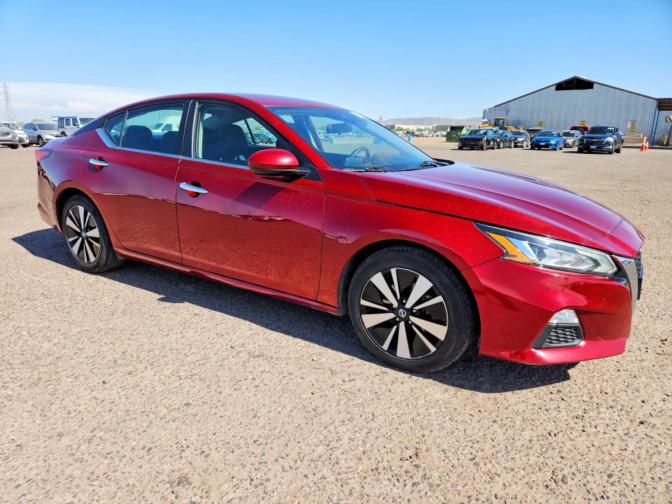 Продаж на аукціоні авто 2021 Nissan Altima, vin: 1N4BL4DVXMN371520, номер лоту: 56104546