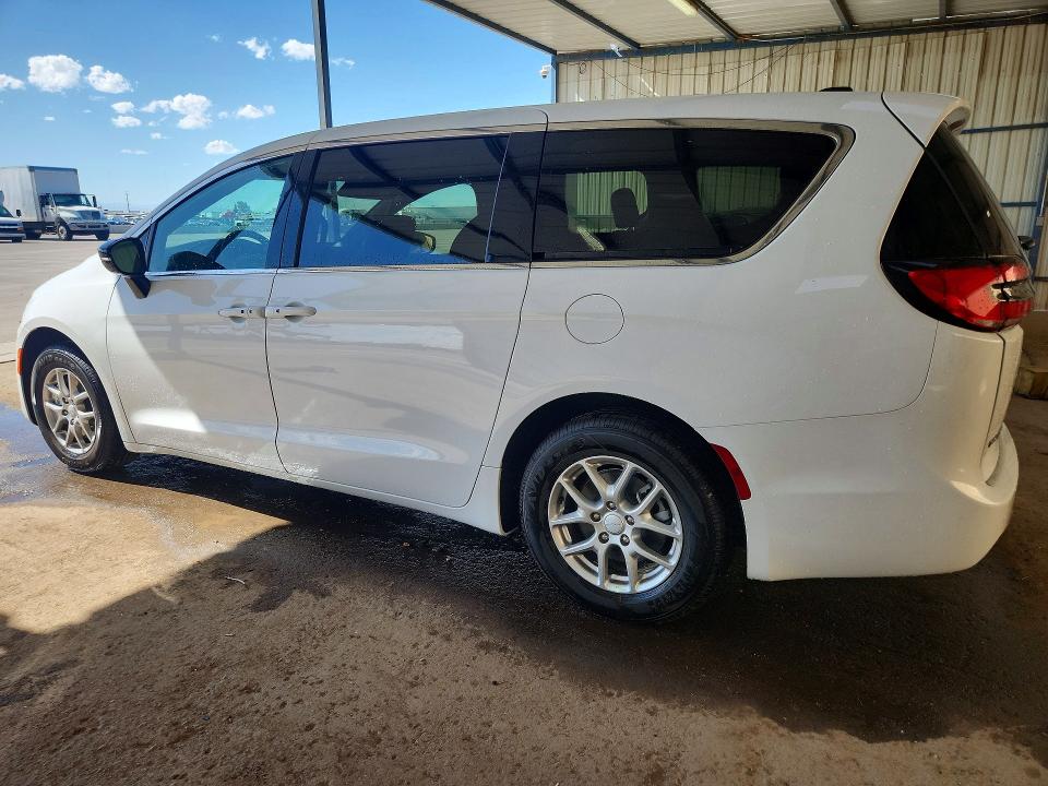 Продаж на аукціоні авто 2027 Chrysler Pacifica, vin: 2C4RC1BG3VR556685, номер лоту: 57512516