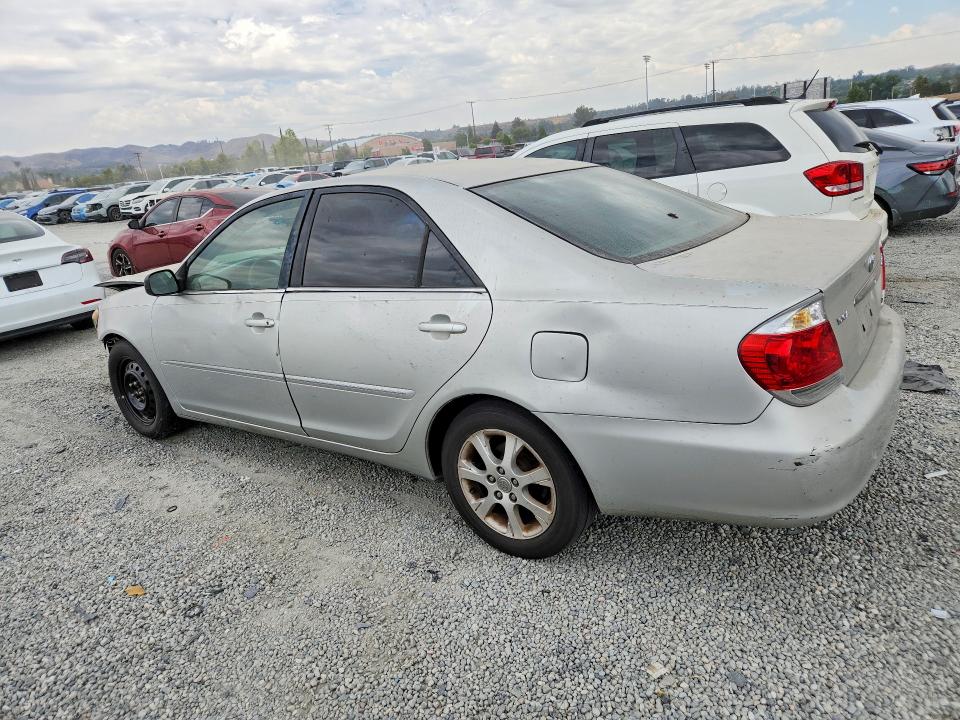 58462886 :رقم المزاد ، 4T1BF32K56U629208 vin ، 2006 Toyota Camry مزاد بيع