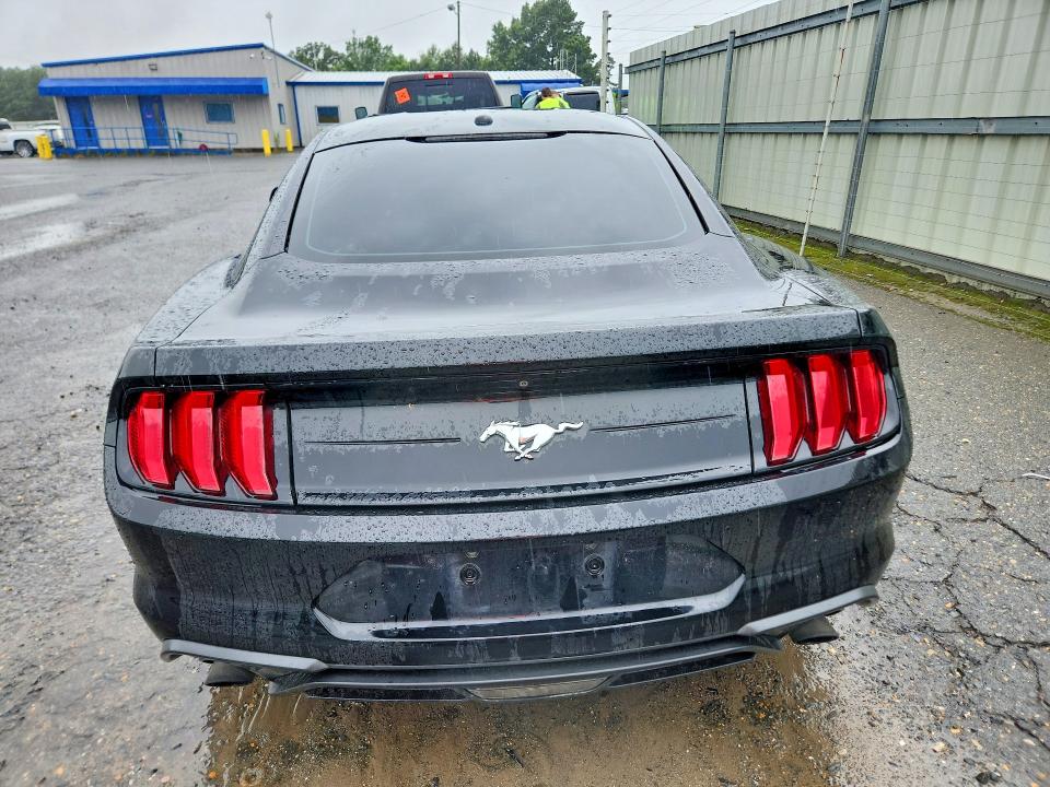 Продажа на аукционе авто 2019 Ford Mustang, vin: 1FA6P8TH5K5117882, номер лота: 57513396