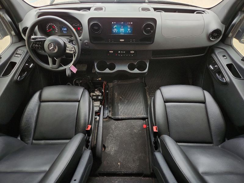 55421356 :رقم المزاد ، WDZFF0CD2KP172712 vin ، 2019 Mercedes-benz Sprinter مزاد بيع