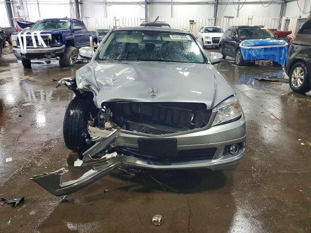 57413826 :رقم المزاد ، WDDGF81XX9F204487 vin ، 2009 Mercedes-benz C مزاد بيع