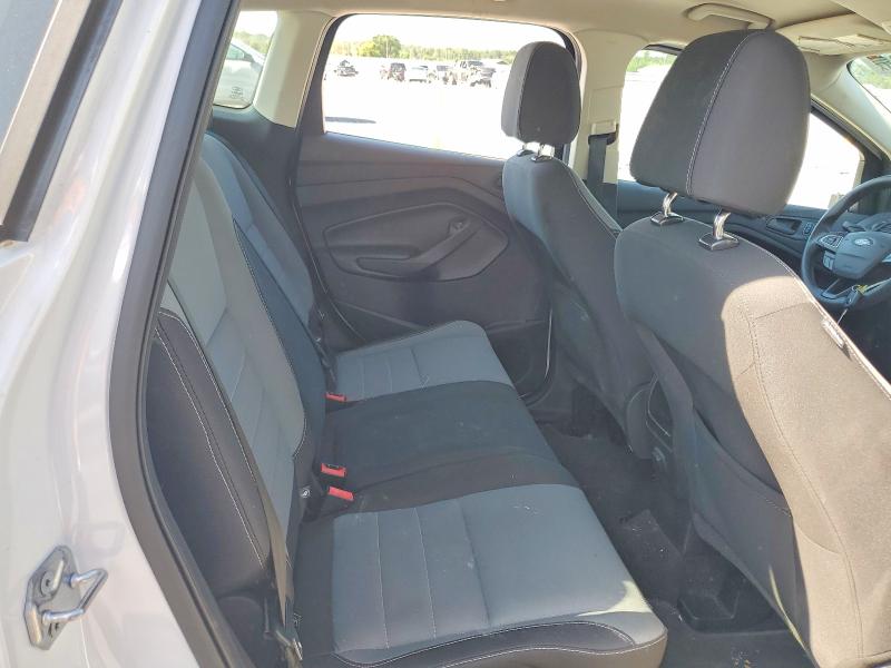58998126 :رقم المزاد ، 1FMCU0F71HUC97379 vin ، 2017 Ford Escape مزاد بيع