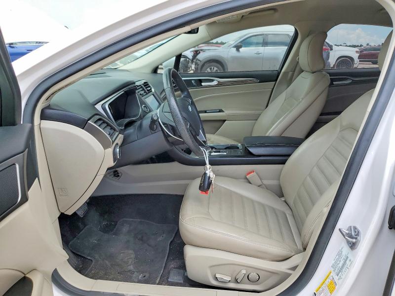 57353606 :رقم المزاد ، 3FA6P0HD5HR228560 vin ، 2017 Ford Fusion مزاد بيع