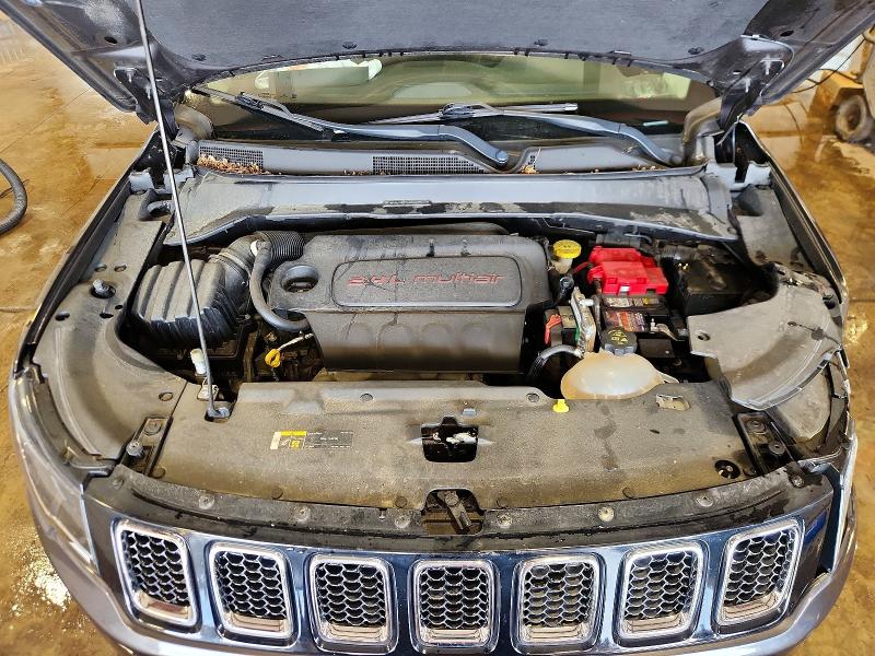 56243016 :رقم المزاد ، 3C4NJDBB4KT592758 vin ، 2019 Jeep Compass مزاد بيع