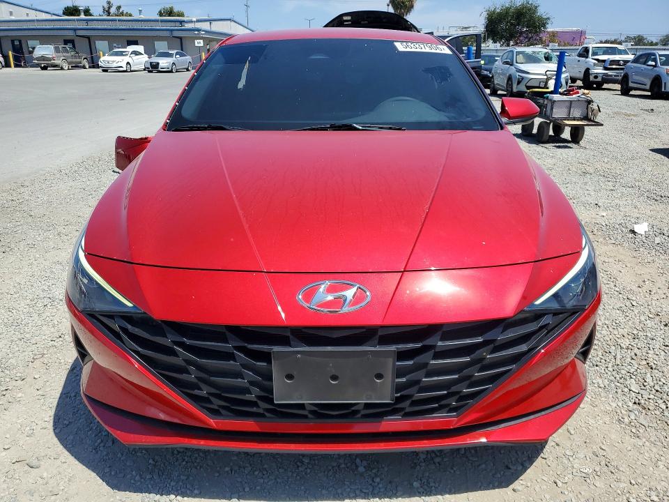 56337906 :رقم المزاد ، 5NPLM4AG1NH066295 vin ، 2022 Hyundai Elantra مزاد بيع