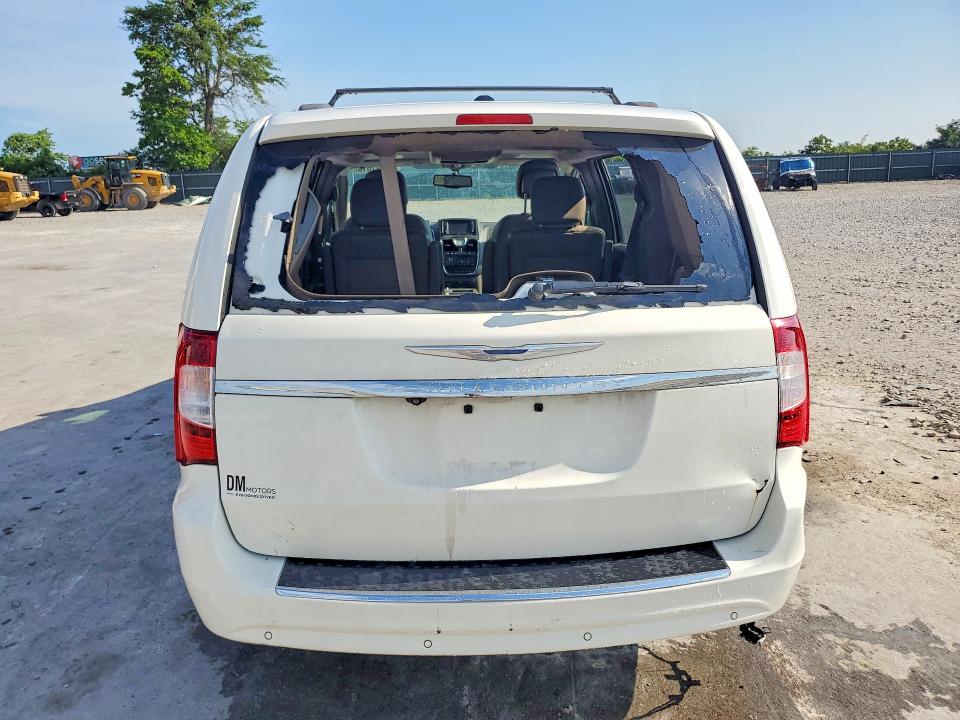 56741616 :رقم المزاد ، 2C4RC1CG7DR659881 vin ، 2013 Chrysler Town & Country مزاد بيع