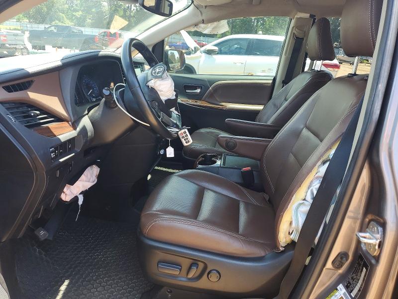 Продажа на аукционе авто 2018 Toyota Sienna, vin: 5TDYZ3DC5JS931106, номер лота: 57911636