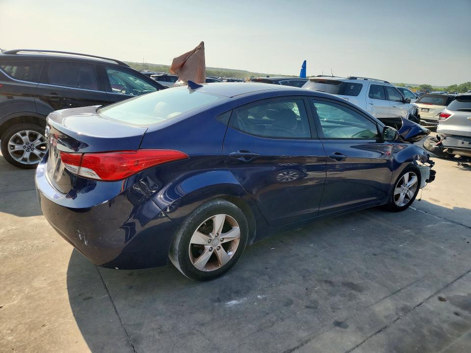 58445866 :رقم المزاد ، 5NPDH4AEXDH320513 vin ، 2013 Hyundai Elantra مزاد بيع