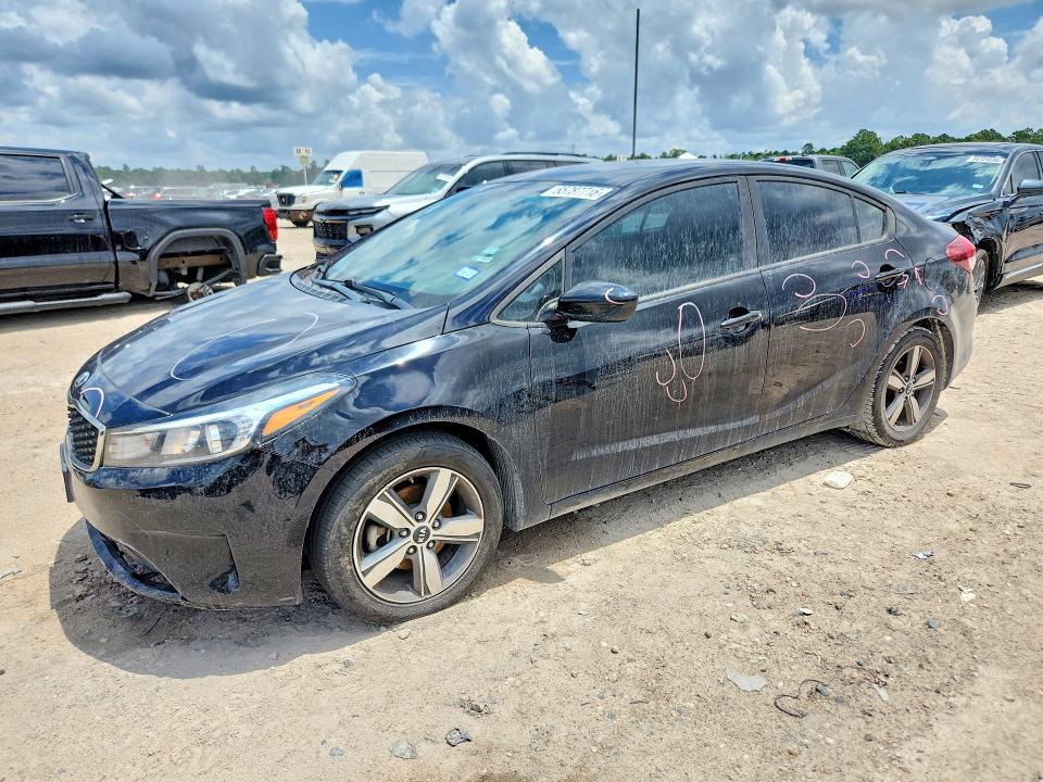 55787716 :رقم المزاد ، 3KPFL4A78JE207250 vin ، 2018 Kia Forte مزاد بيع