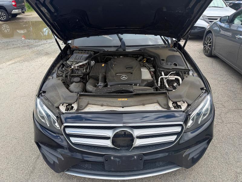 55903696 :رقم المزاد ، WDDZF4KB1HA012777 vin ، 2017 Mercedes-benz E مزاد بيع