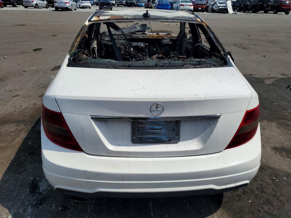 55854736 :رقم المزاد ، WDDGF4HB2DR292025 vin ، 2013 Mercedes-benz C مزاد بيع